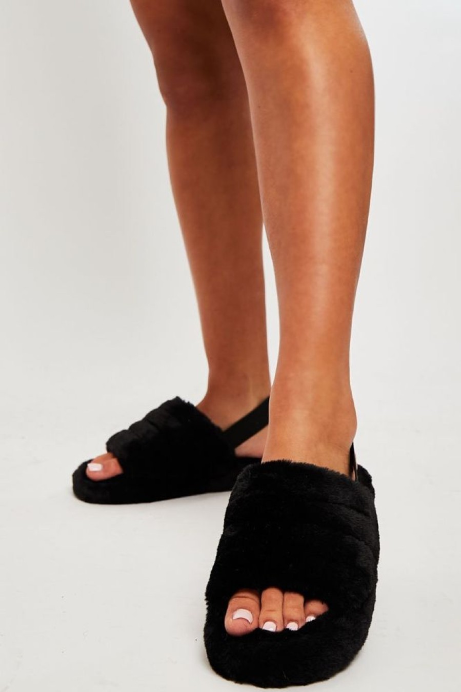 Shoes Rebellious Fashion | Black Fluffy Strap Sliders - Naria